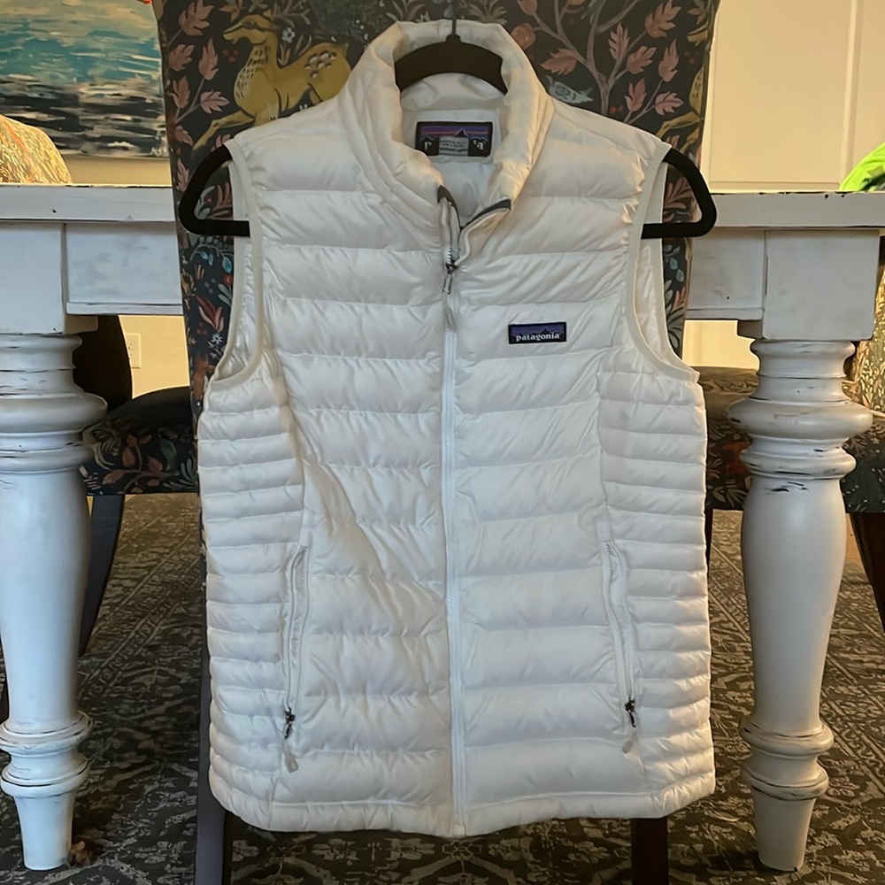 Patagonia puffer zip up vest